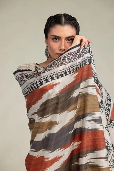 Ivory Tribal Ikat — atelier photograph